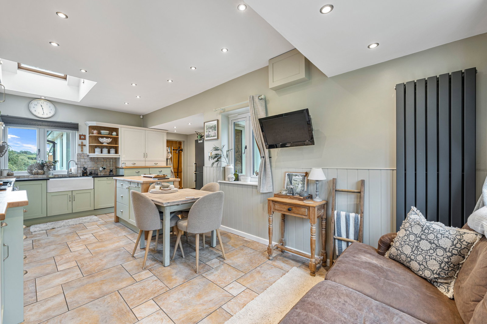 Detached House in Stoke-on-Trent