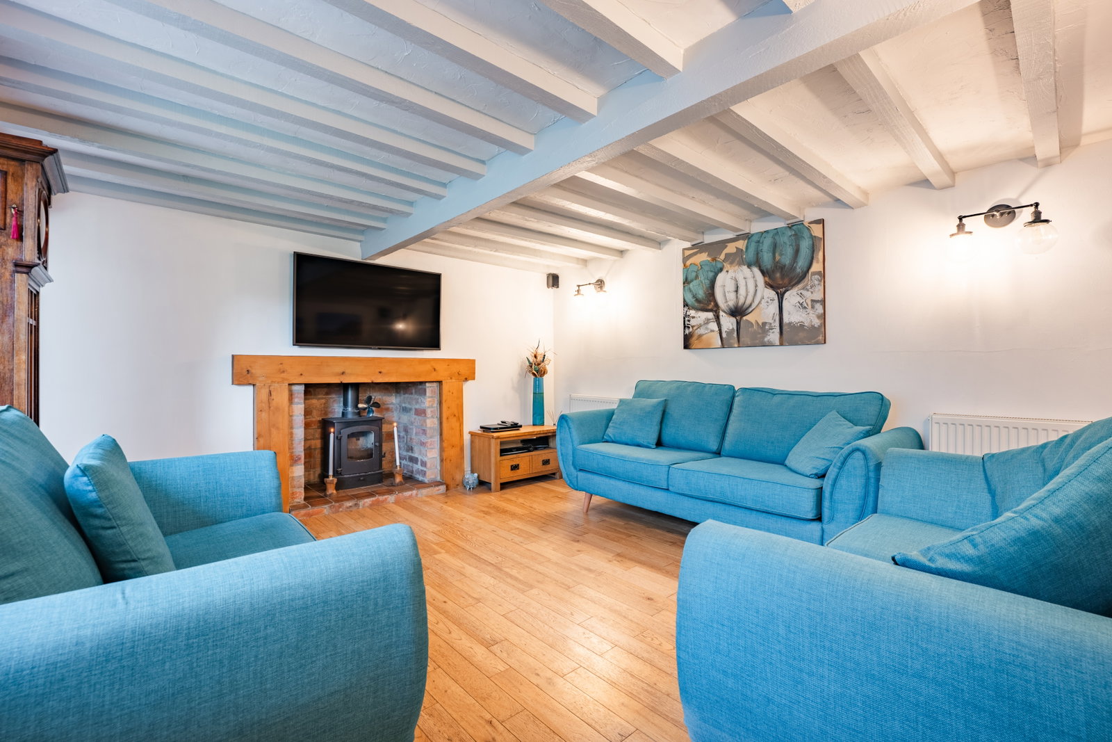 Detached House for sale in MELTON MOWBRAY, The White Cottage, Hickling, 1219 m²