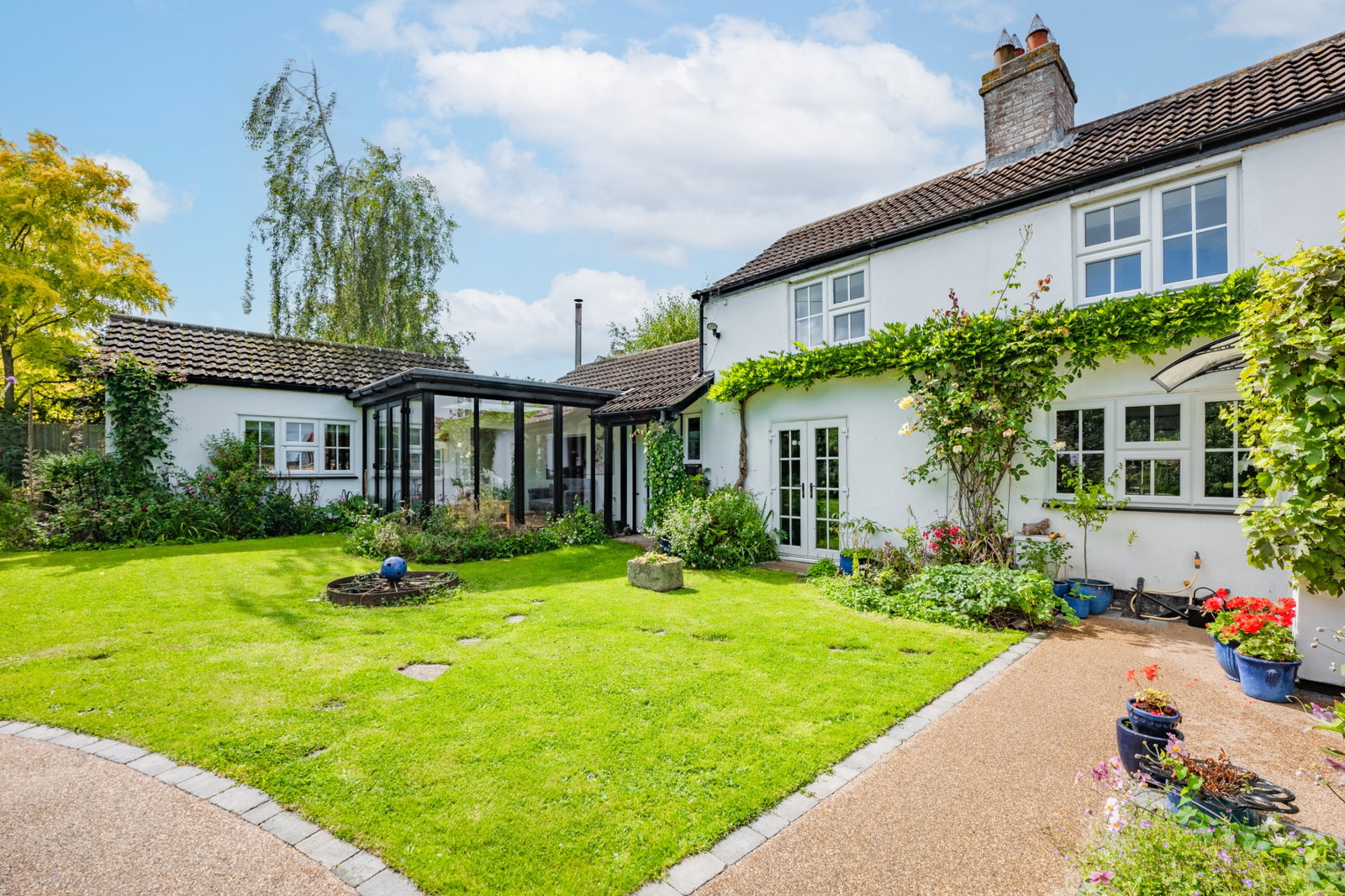 Detached House for sale in MELTON MOWBRAY, The White Cottage, Hickling, 1219 m²