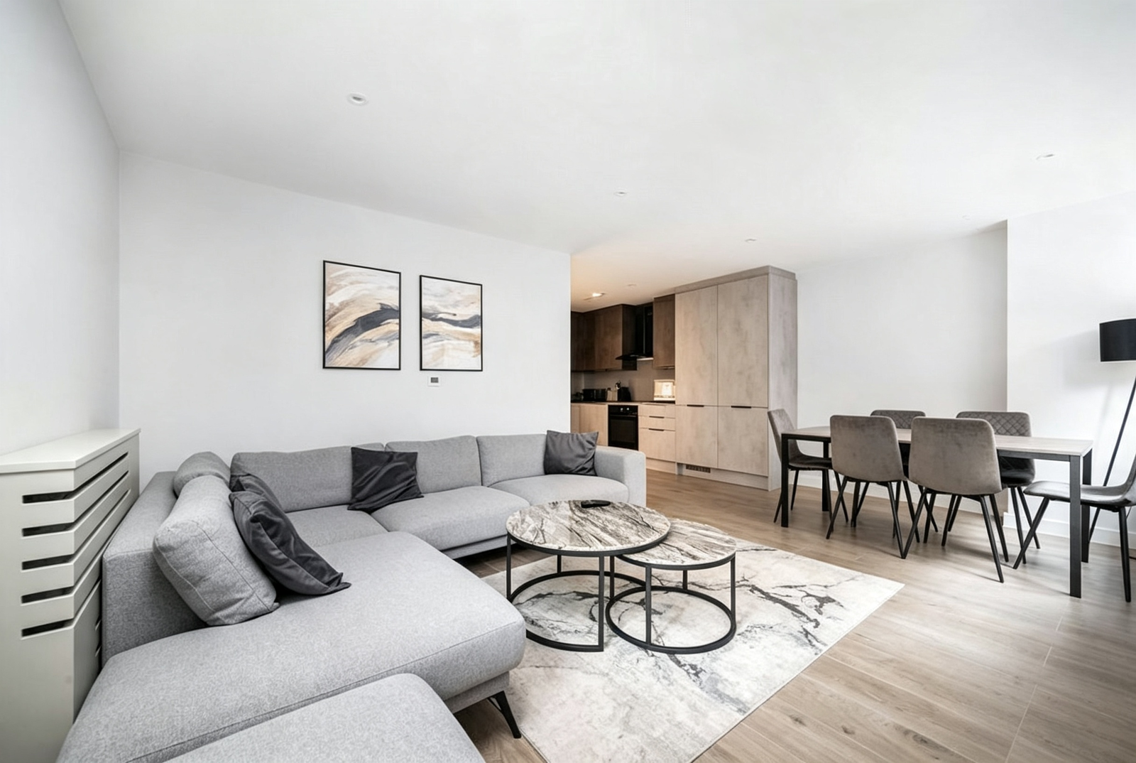 Apartment for rent in London, The Hyde, London, Greater London, NW9 6GD, 990 m²