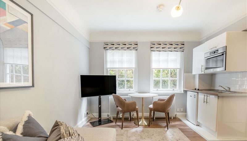 Studio for rent in London, Fulham Road, London, SW3 6SH, 247 m²