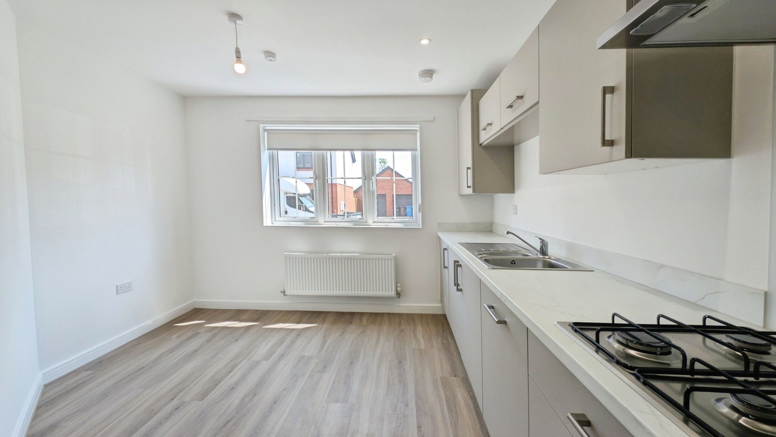 Semi Detached House for rent in Derby, Farmstead Lane, Snelsmoor Village, Chellaston