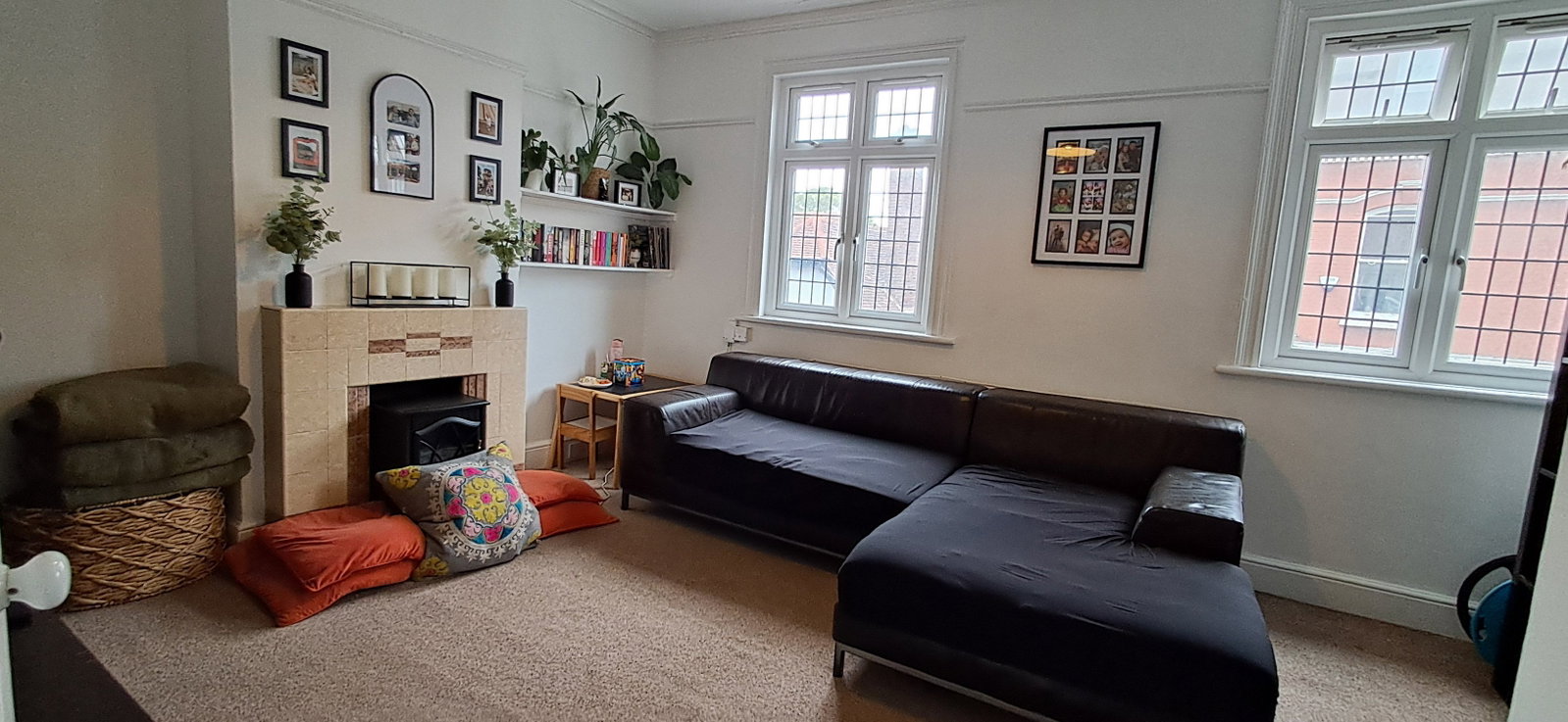 Flat for rent in Bushey, High Street, Bushey, WD23 1BD
