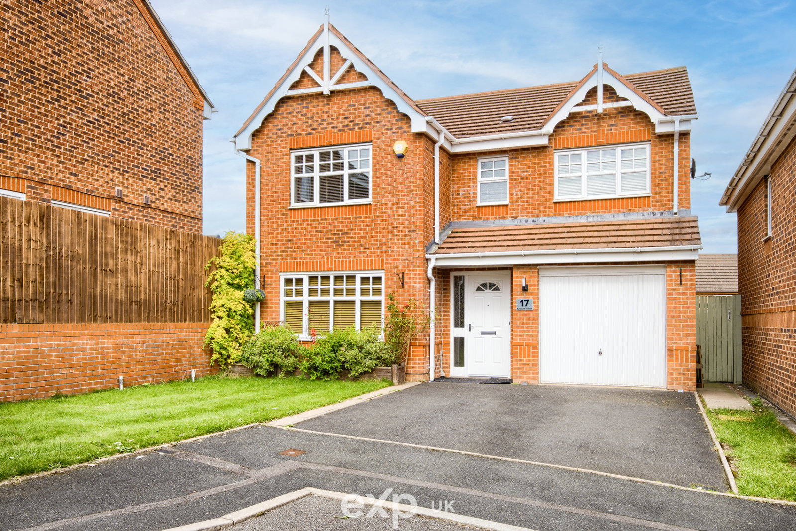 Detached House for sale in Sutton Coldfield, Katsura Close, Streetly, Sutton Coldfield, B74 2AR