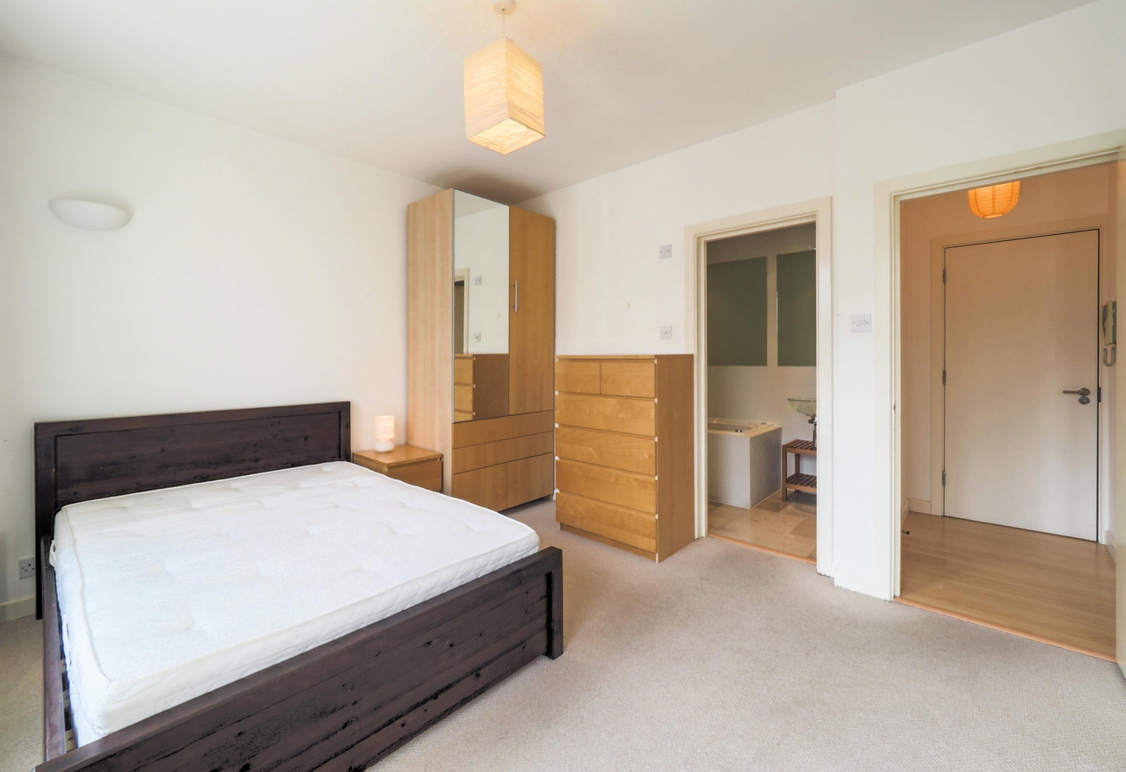 Flat in London