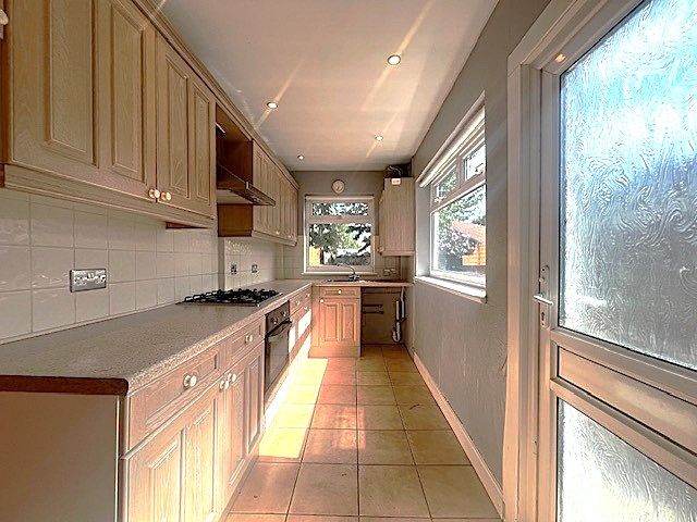Terraced House for rent in Dartford, Somerset Road, DA1