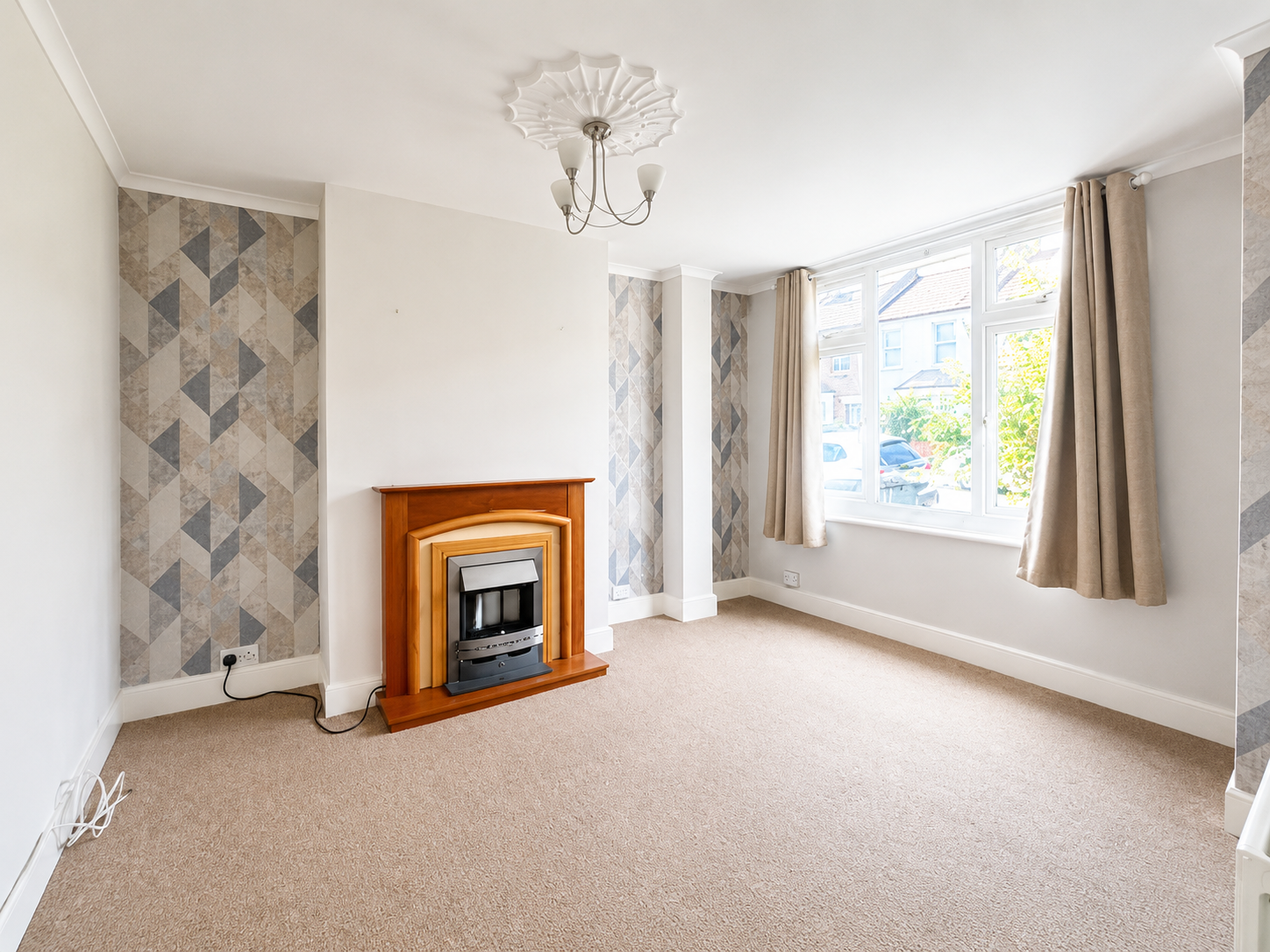 Terraced House for rent in Dartford, Somerset Road, DA1