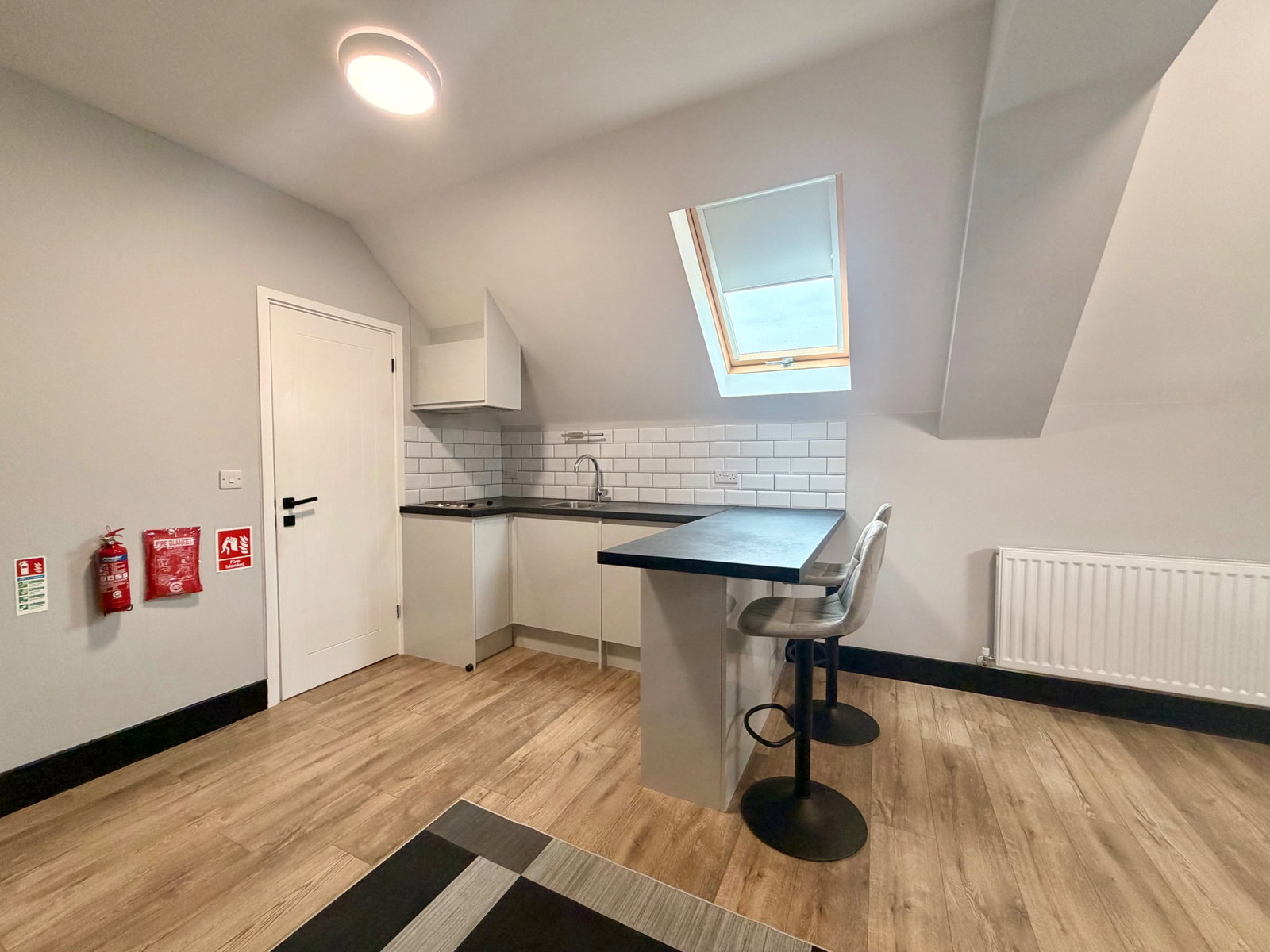 Studio for rent in Epsom, 286 Fir Tree Road, Epsom, Surrey, KT17 3NN