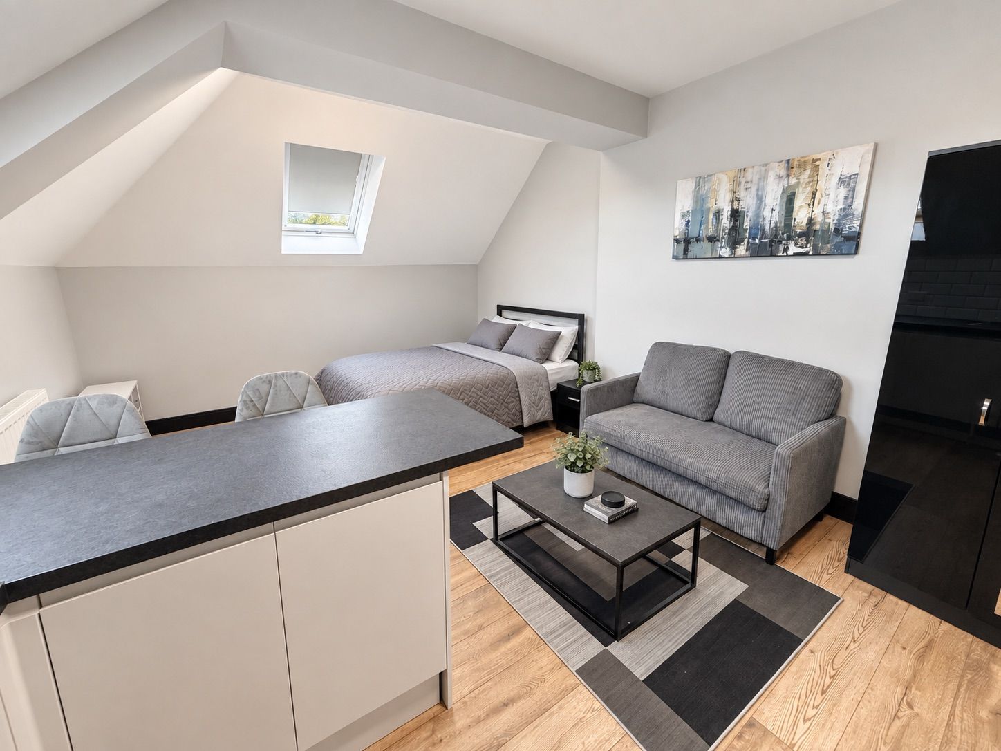 Studio for rent in Epsom, 286 Fir Tree Road, Epsom, Surrey, KT17 3NN