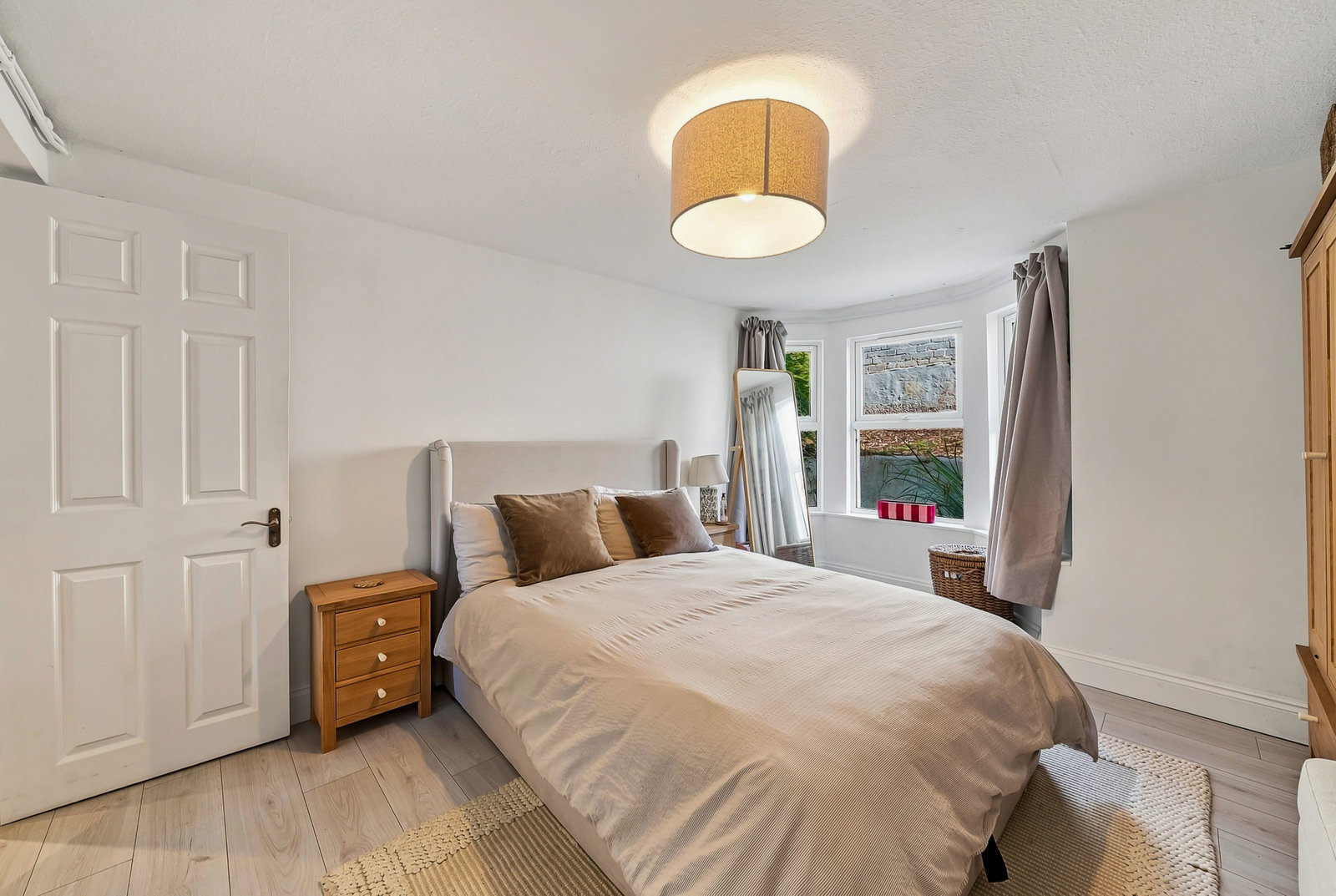 Flat for rent in London, Angles Road, London, SW16 2UR