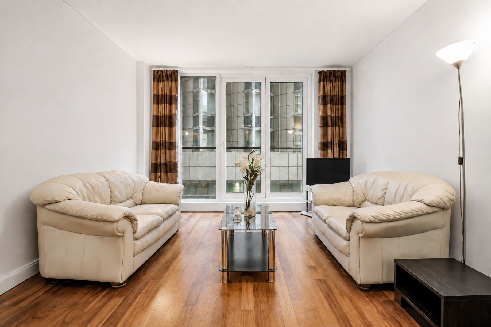 Apartment for rent in London, Praed Street, London, W2 1JL, 829 m²