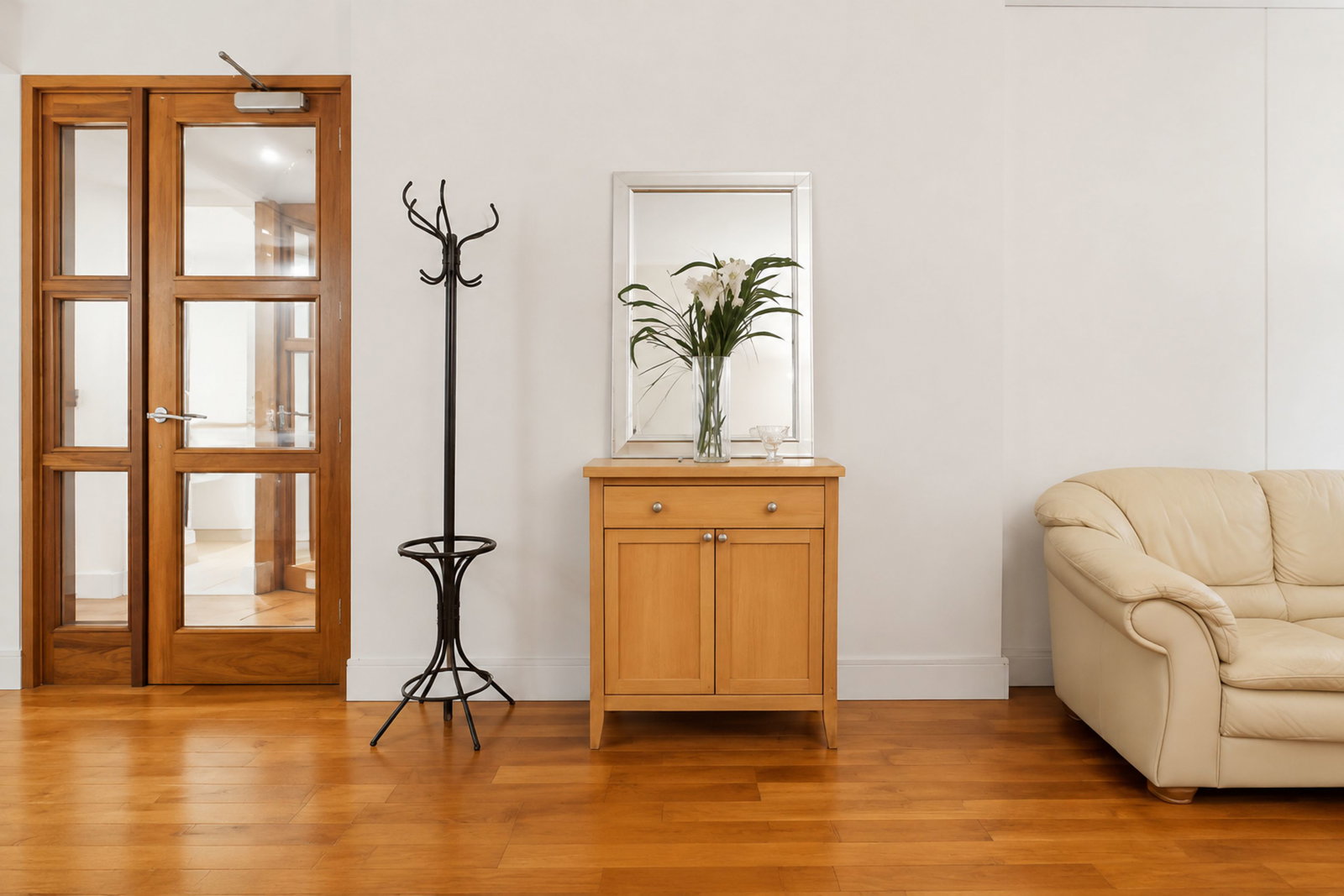Apartment for rent in London, Praed Street, London, W2 1JL, 829 m²