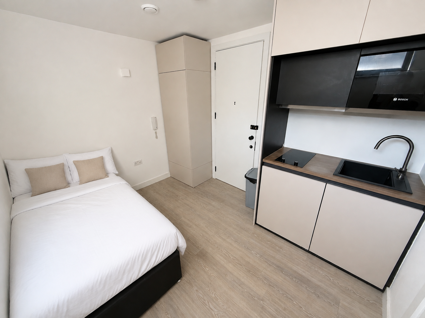 Studio for rent in Harrow, College Road, Harrow, HA1 1BQ, 121 m²