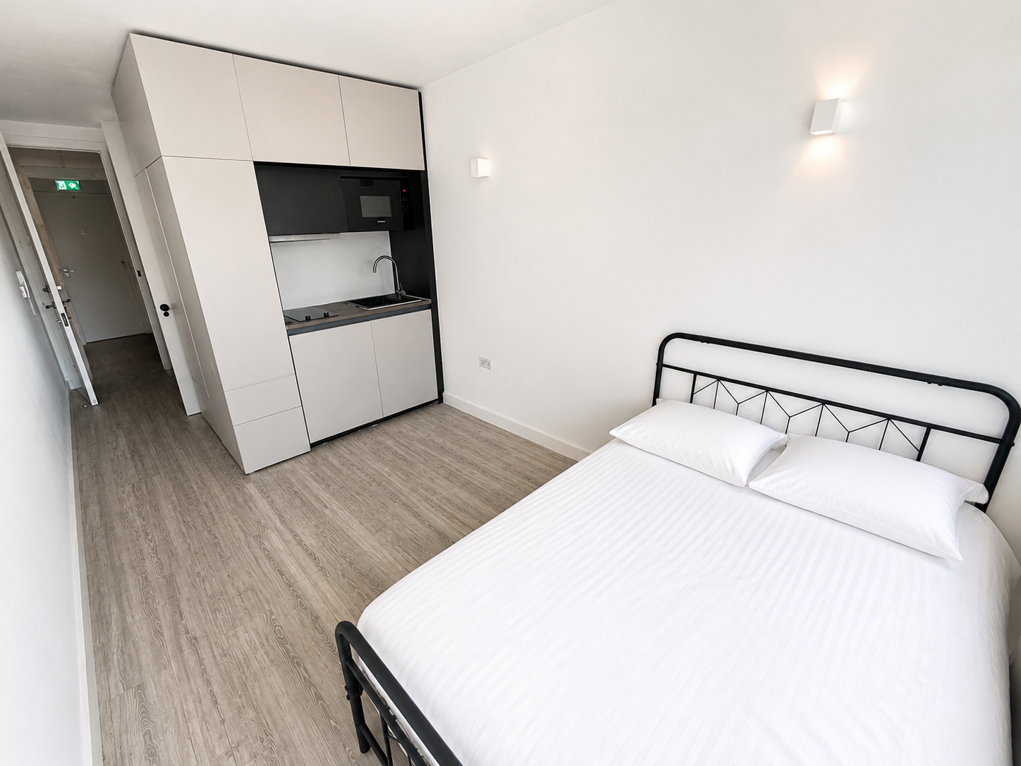 Studio for rent in Harrow, College Road, Harrow, HA1 1BQ, 121 m²