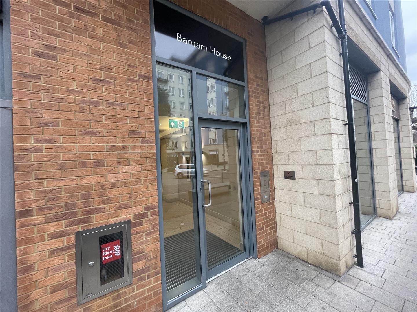 Flat for rent in London, Heritage Avenue, London, NW9 5AA
