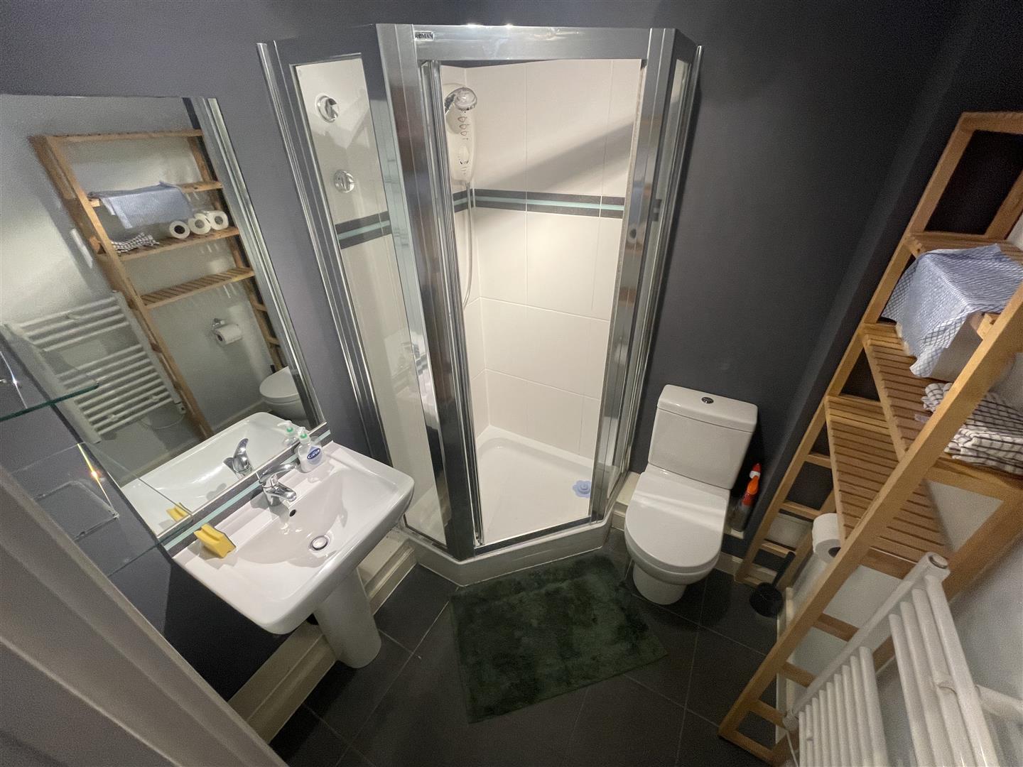 Flat for rent in London, Heritage Avenue, London, NW9 5AA