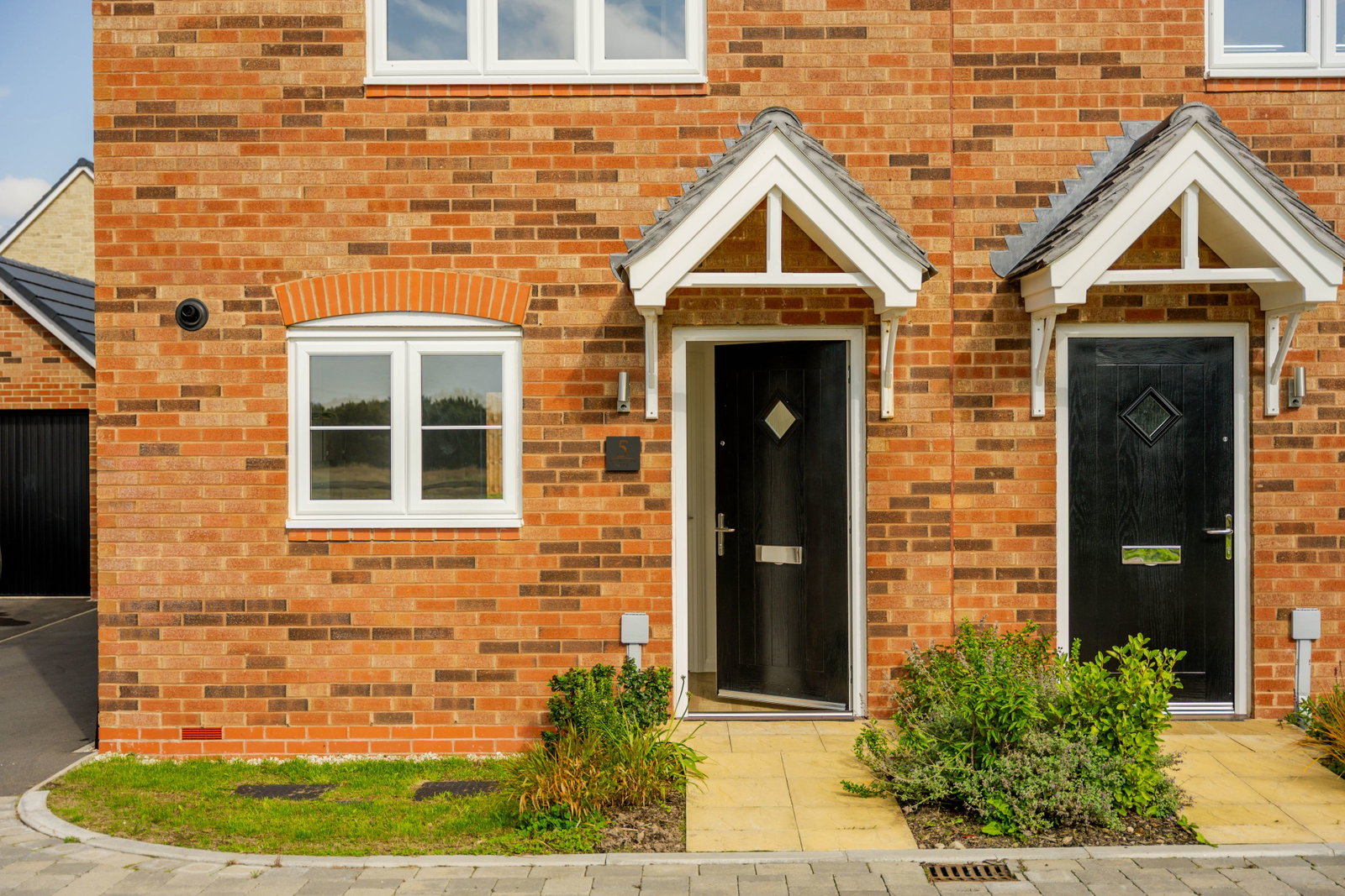 Semi Detached House for rent in Macclesfield, Bristlecone Place, Lyme Green, 678 m²