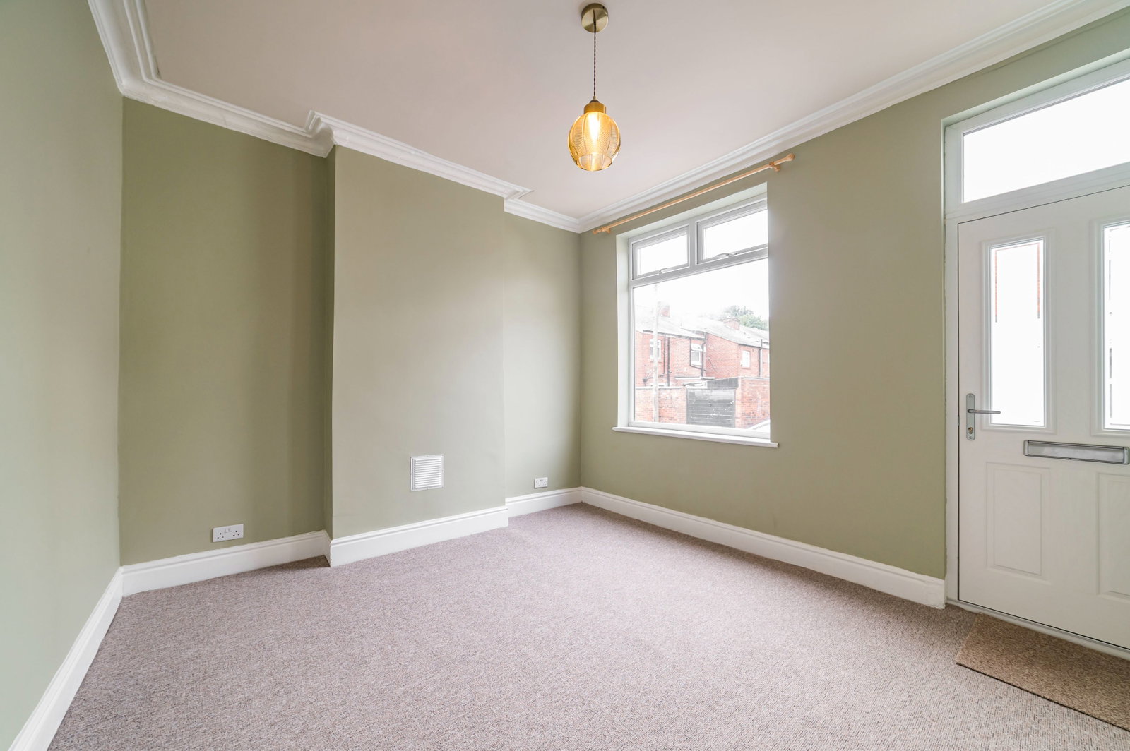 End Of Terrace House for rent in Stockport, Duchy Street, Edgeley, Stockport, SK3, 846 m²