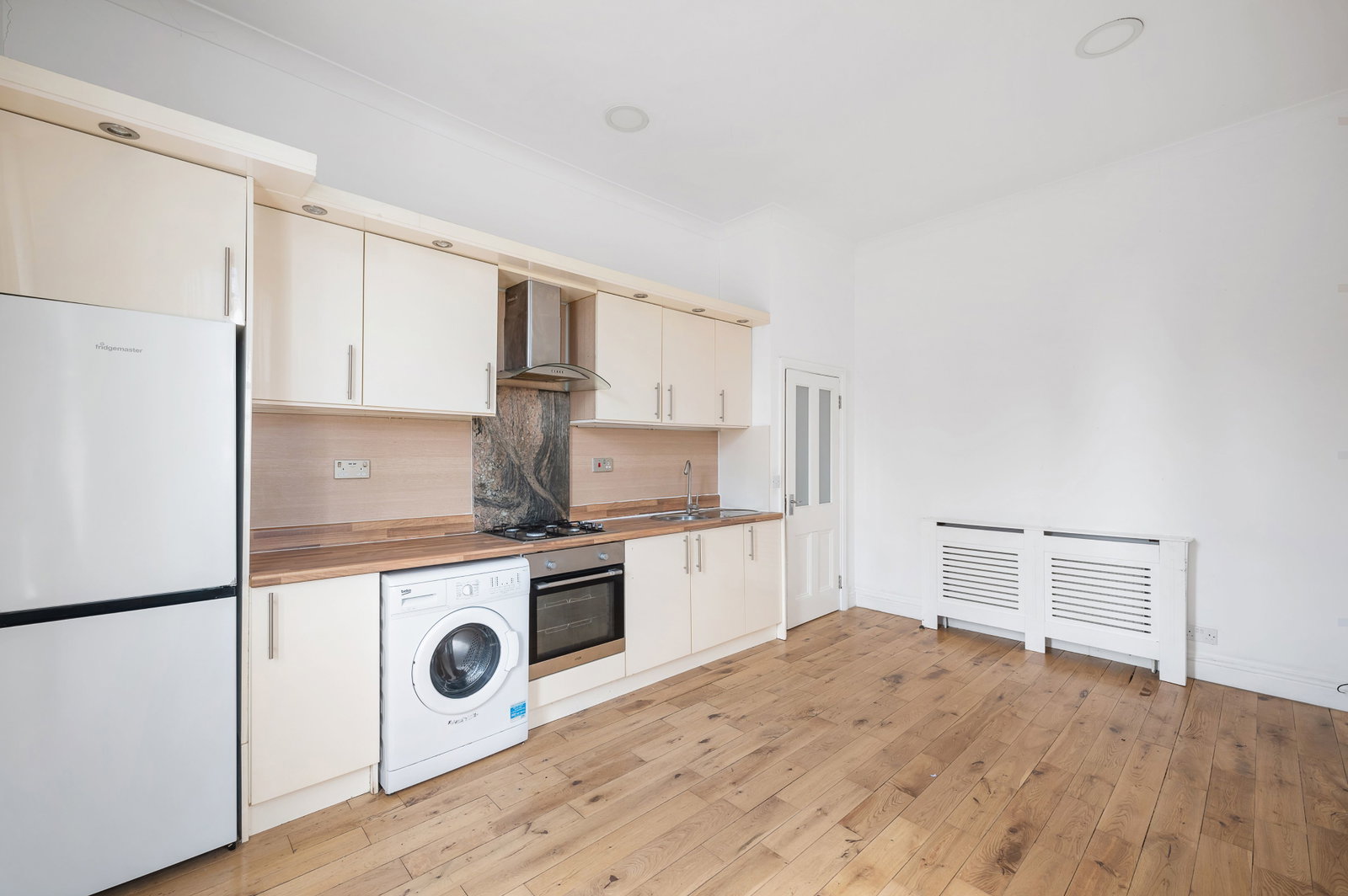 Flat for rent in Croydon, Coombe Road, Croydon, CR0 1BQ