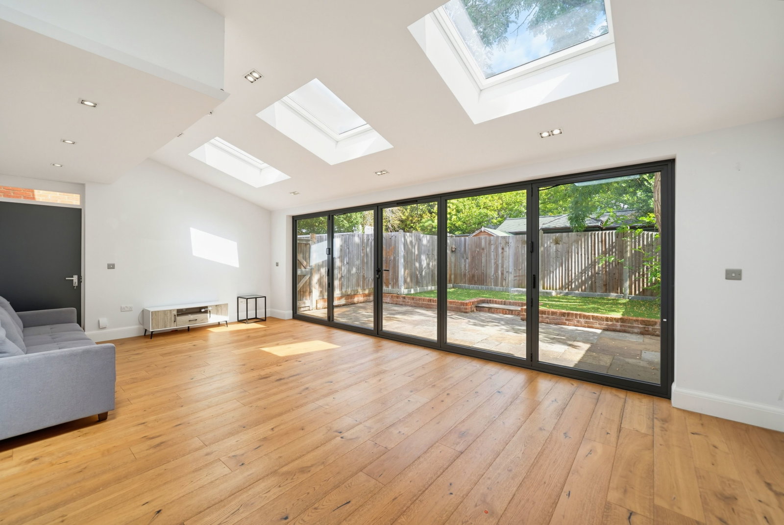Flat for rent in New Malden, Crown Road, New Malden, KT3, 1091 m²