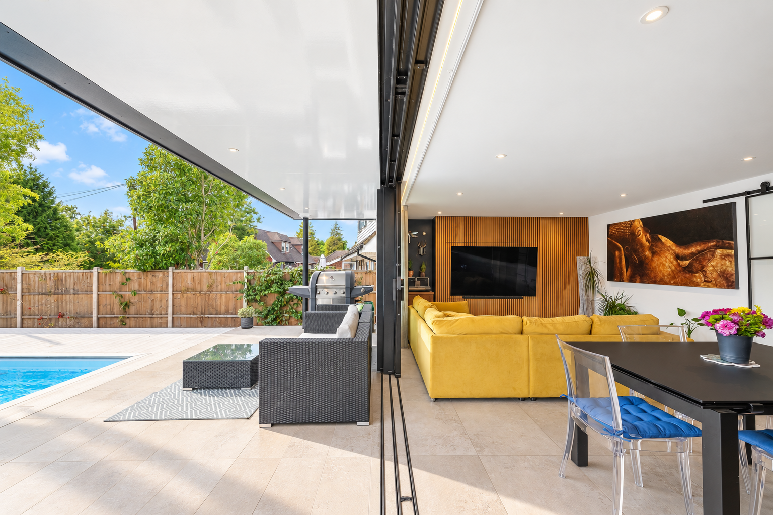 Detached House for rent in Staines-upon-thames, Hythe End Road, Wraysbury, TW19, 1630 m²