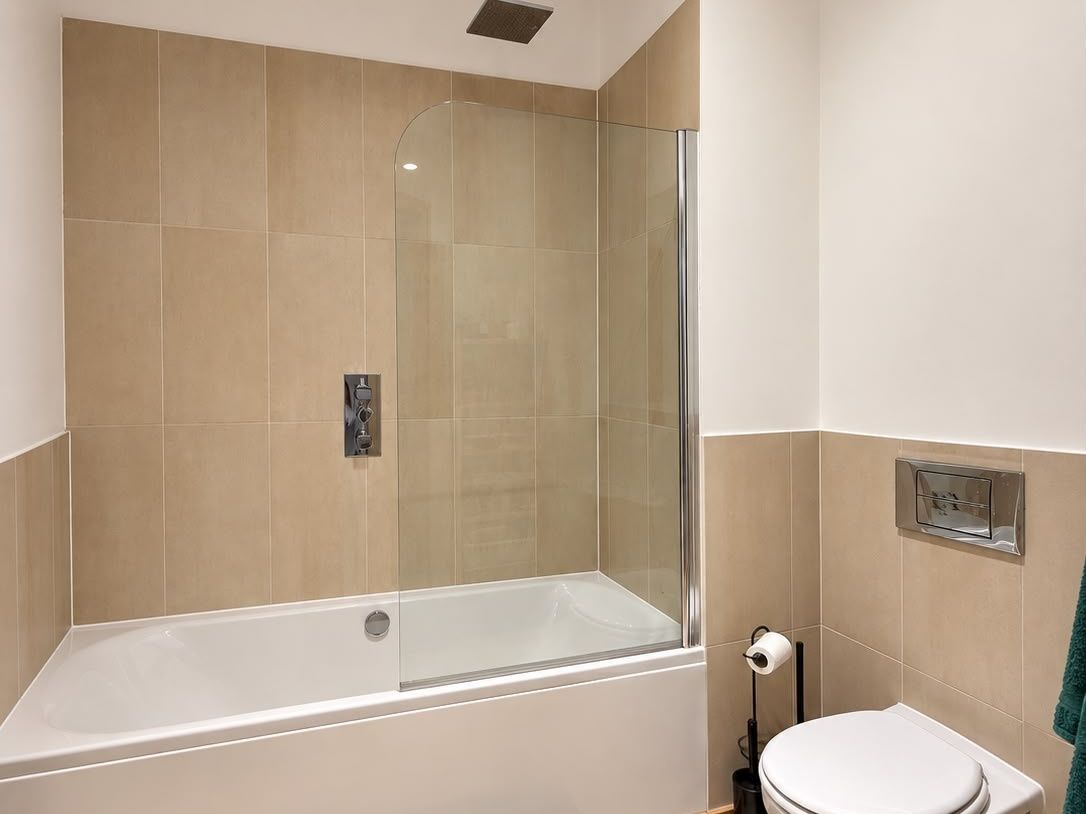 Flat for rent in Wallington, Manor Road, Wallington, SM6 0AP, 388 m²