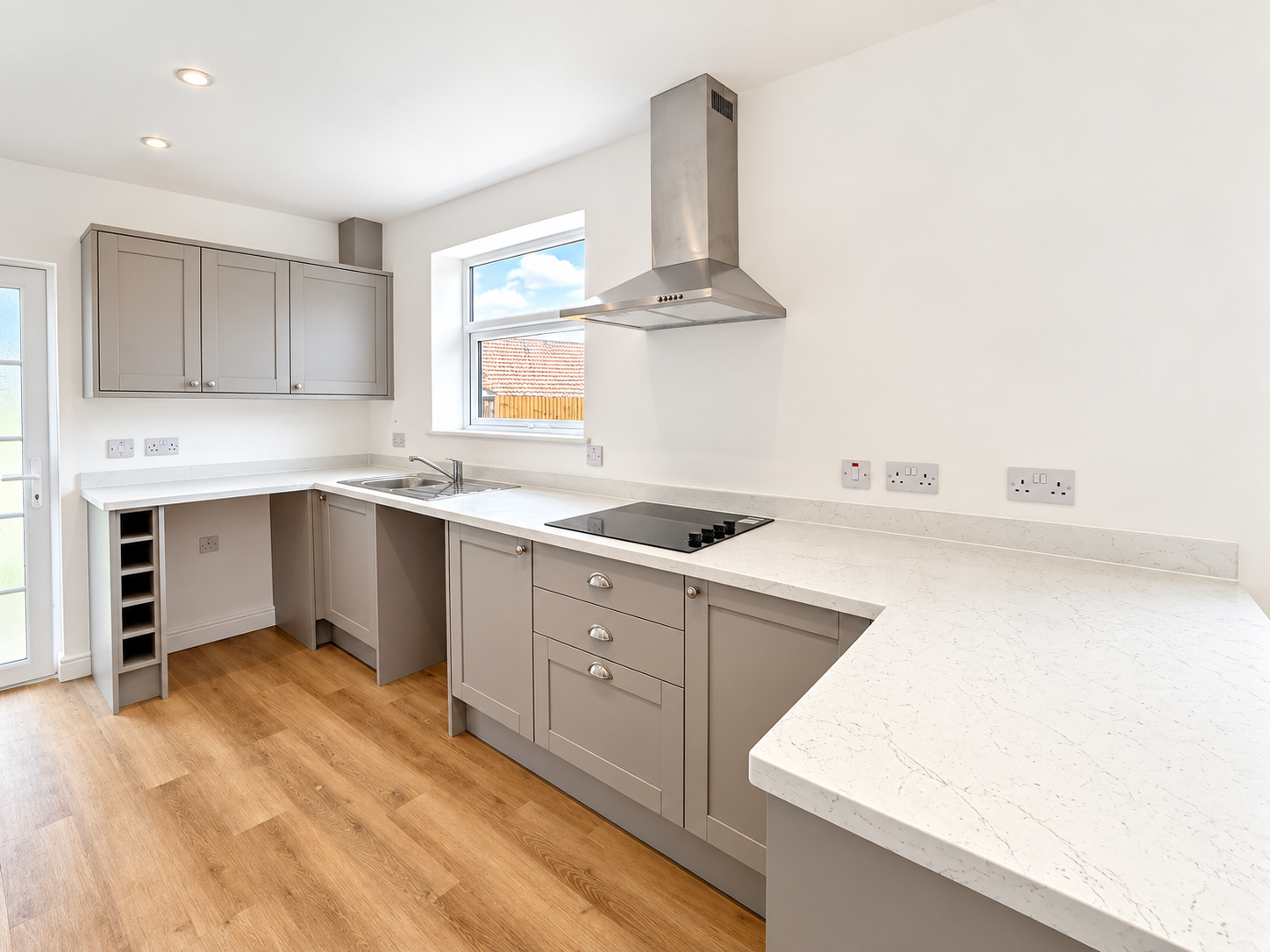 Semi Detached House for rent in Kingswinford, Beech Road, Kingswinford, DY6 8EX