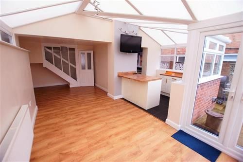 Semi Detached House for rent in Ellesmere Port, Ellerton Avenue, Little Sutton, Ellesmere Port, CH66 4PA