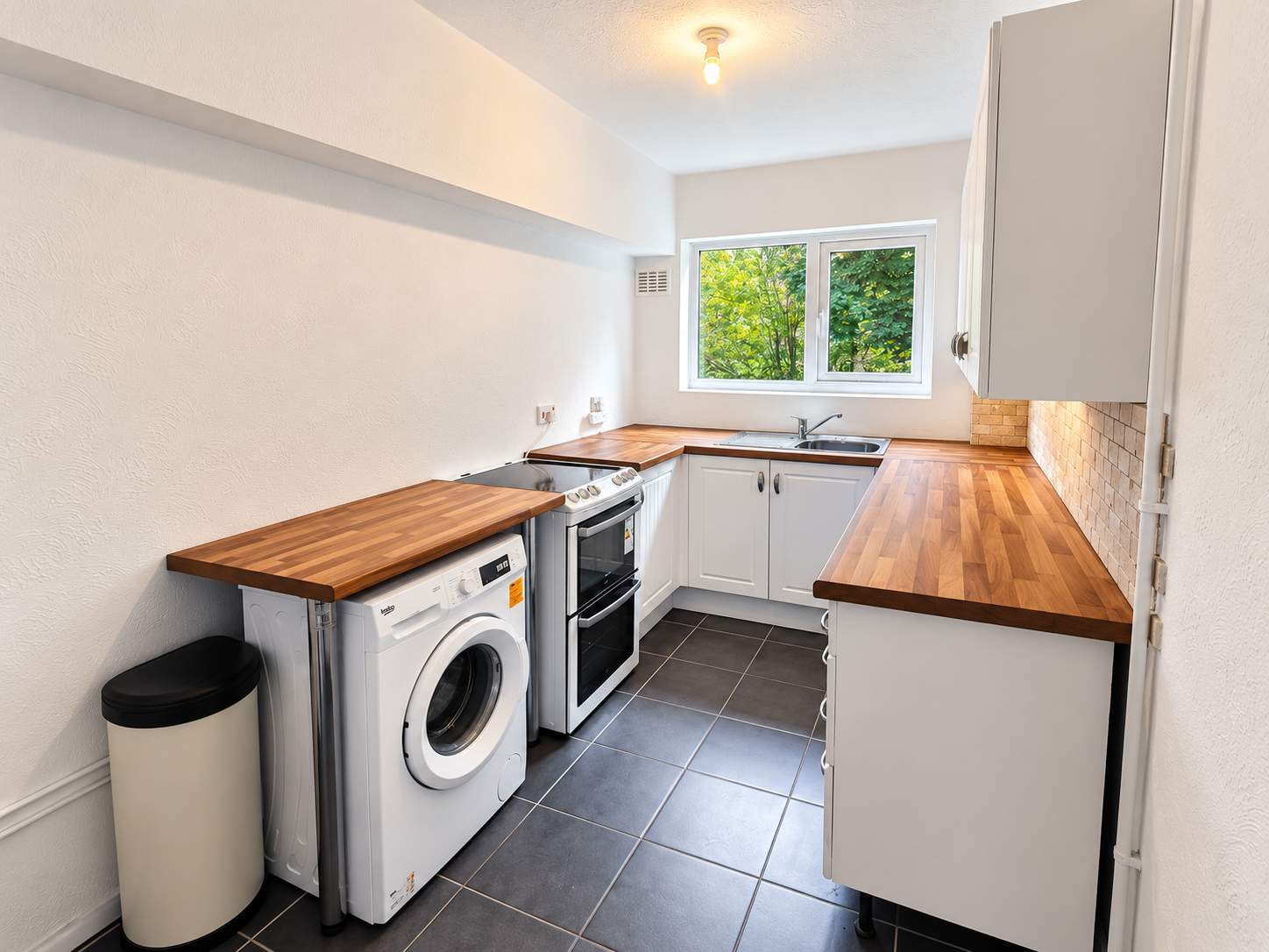 Flat for rent in Halesowen, Lyde Green, Halesowen, B63 2PS