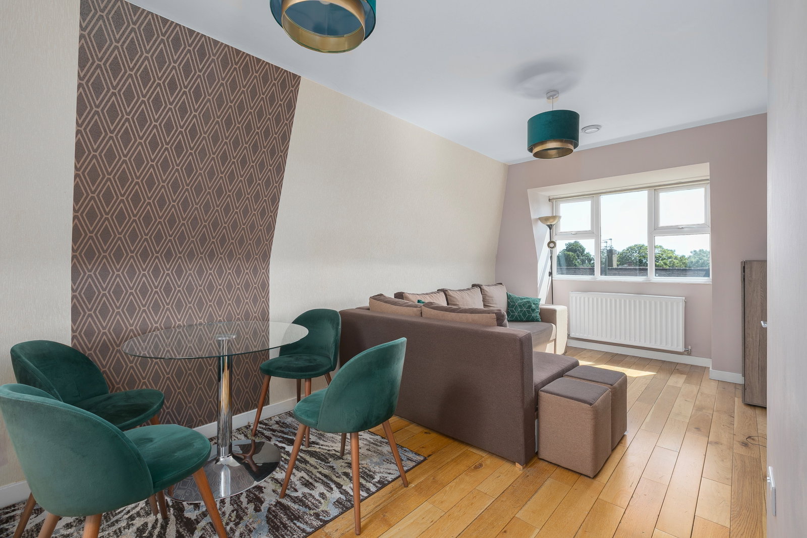 Flat for rent in London, Averil Court, 3, East End Road, London, N3 3QE, 587 m²