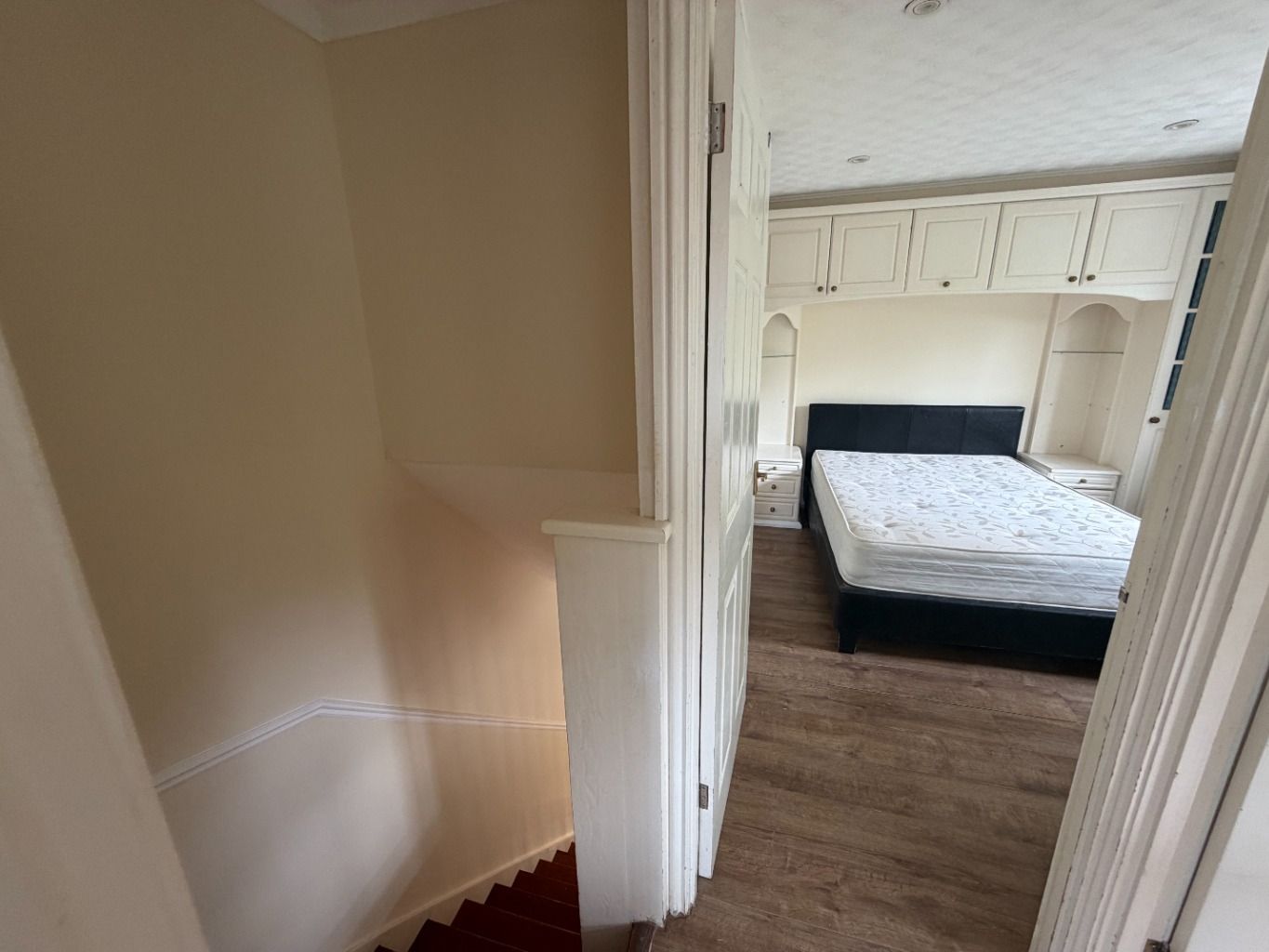Semi Detached House for rent in Watford, Turnberry Court, Watford, WD19 7BE