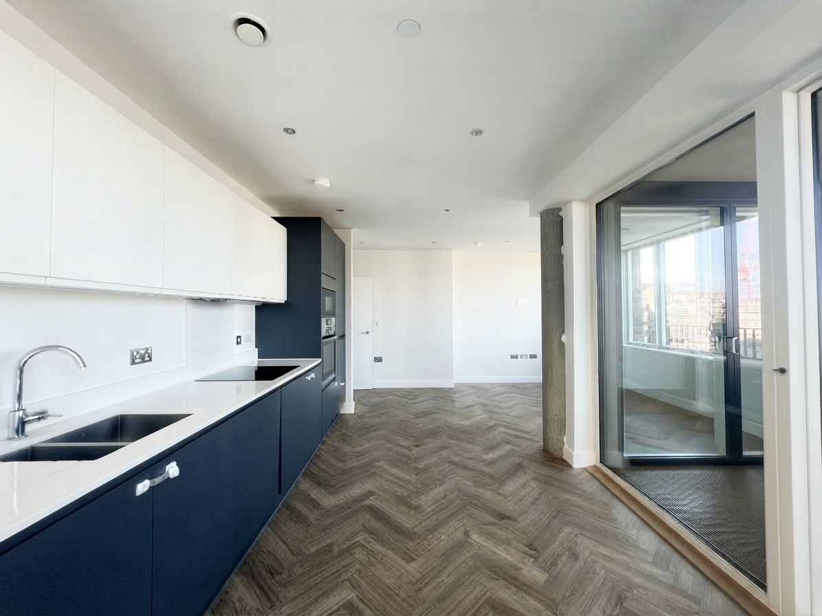 Apartment for rent in London, Rookwood Way, London, E3 2YY