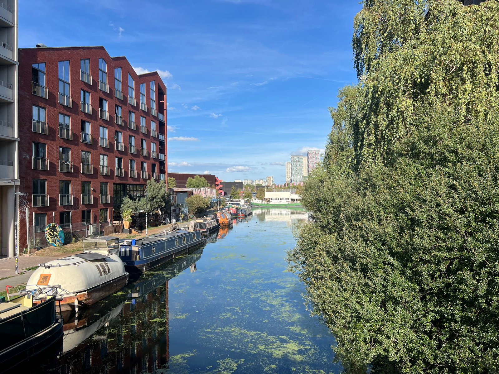 Apartment for rent in London, Rookwood Way, London, E3 2YY