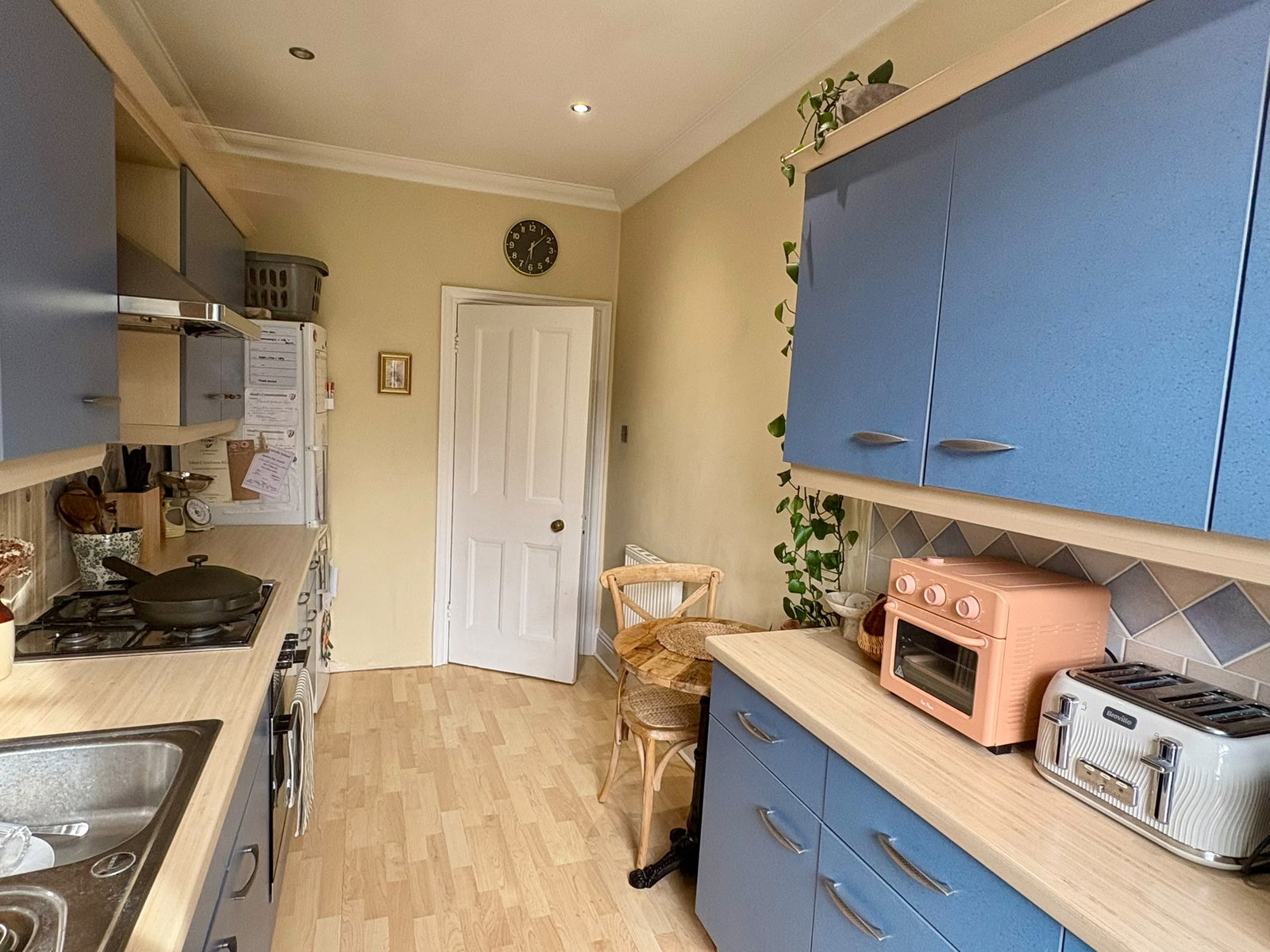 Flat for rent in Bournemouth, McKinley Road, Bournemouth, BH4 8AG