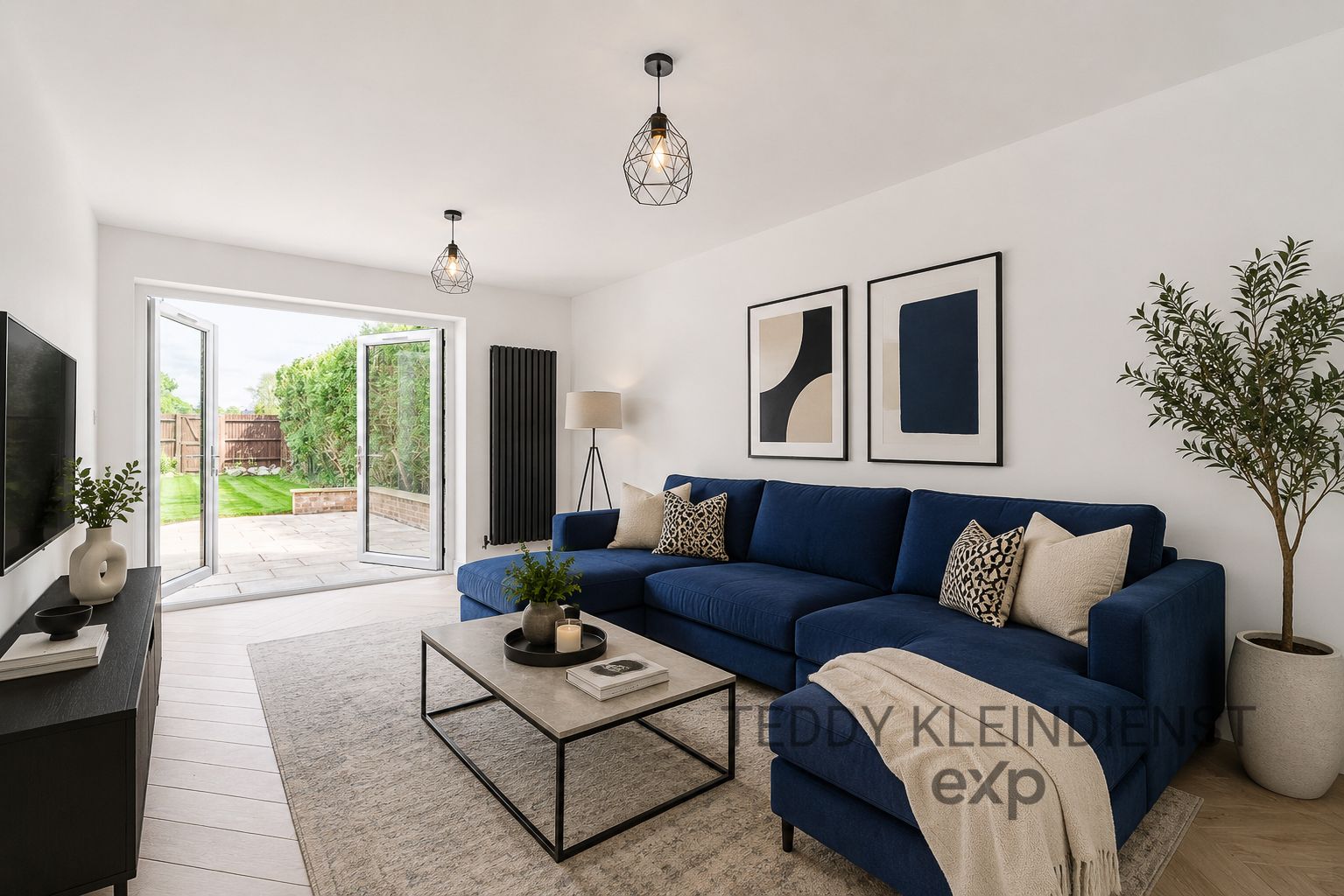 Detached House for rent in Thames Ditton, Summer Road, Thames Ditton, KT7 0QP, 1350 m²