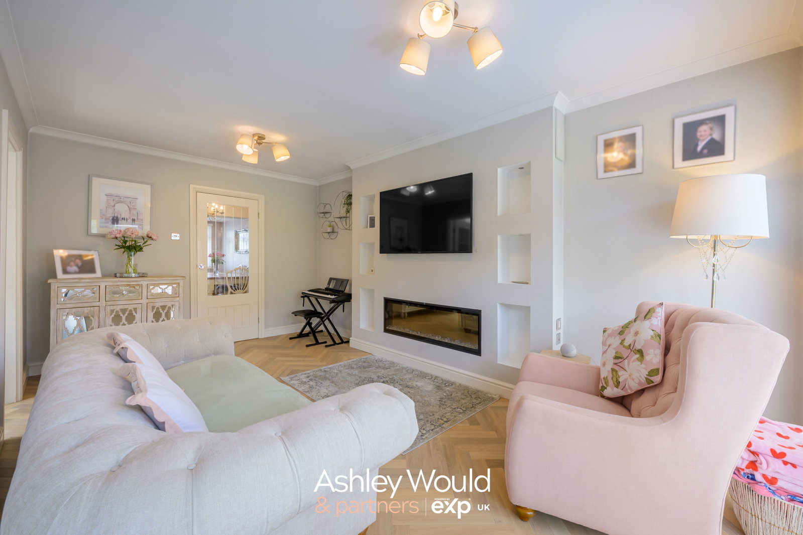 Semi Detached House in Halesowen
