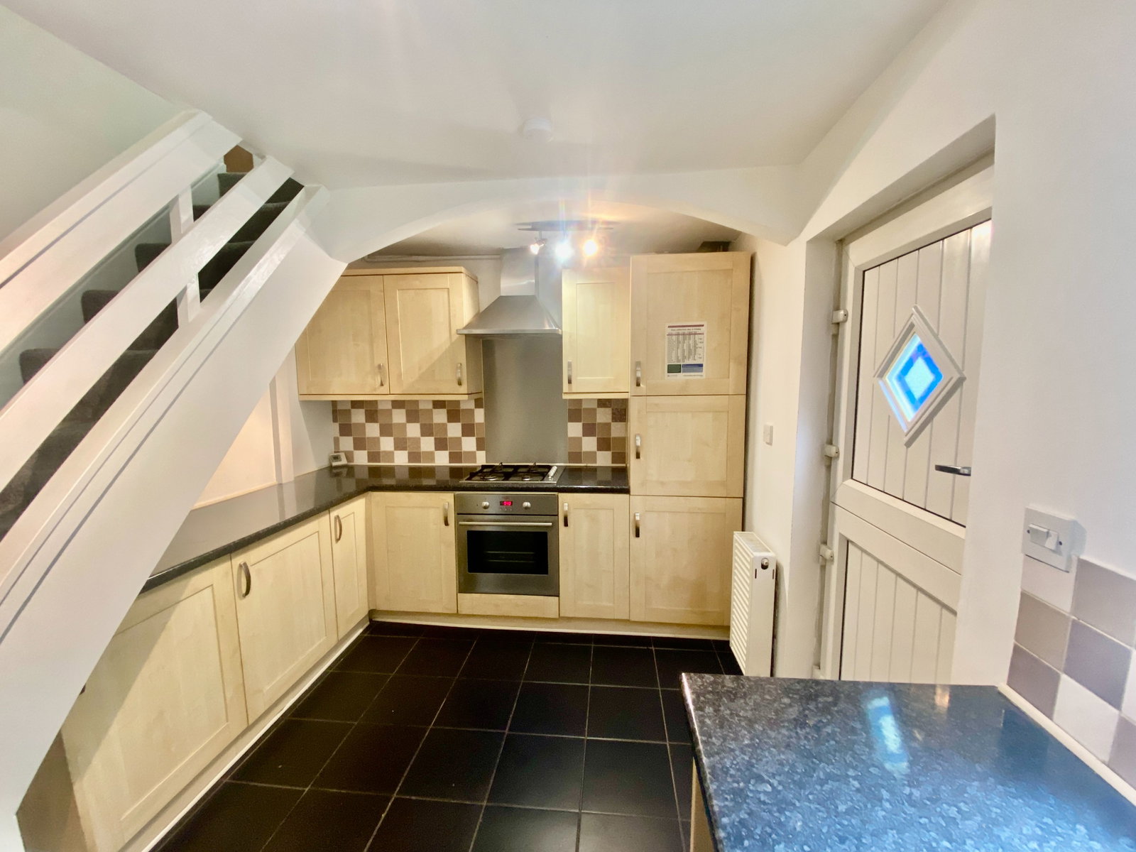 Terraced House for rent in Stockport, London Road, Hazel Grove, Stockport, SK7 6AA