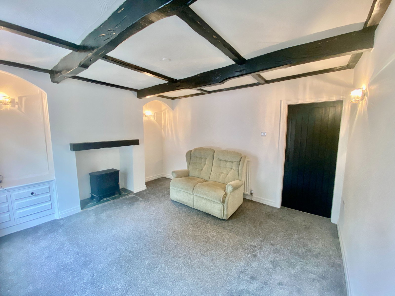 Terraced House for rent in Stockport, London Road, Hazel Grove, Stockport, SK7 6AA
