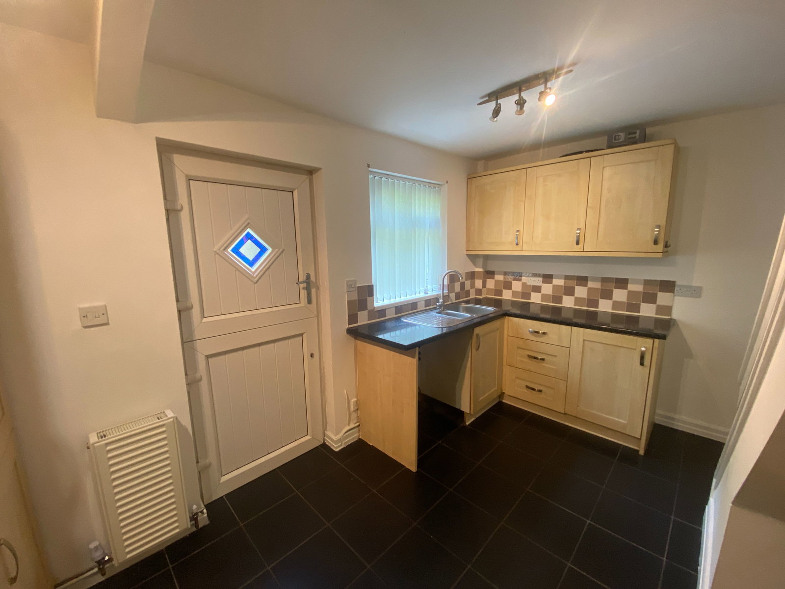 Terraced House for rent in Stockport, London Road, Hazel Grove, Stockport, SK7 6AA