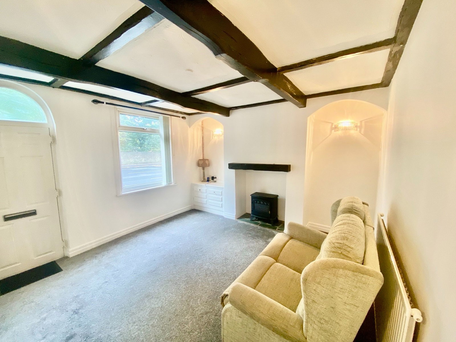 Terraced House for rent in Stockport, London Road, Hazel Grove, Stockport, SK7 6AA