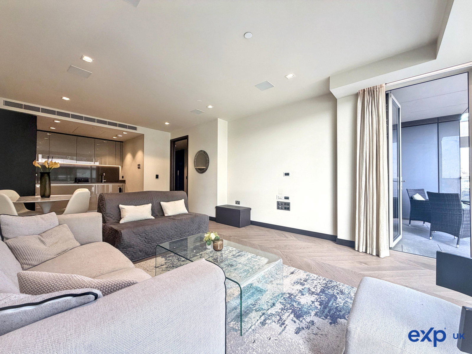 Apartment for rent in London, One Tower Bridge, London, SE1 2QR, 624 m²