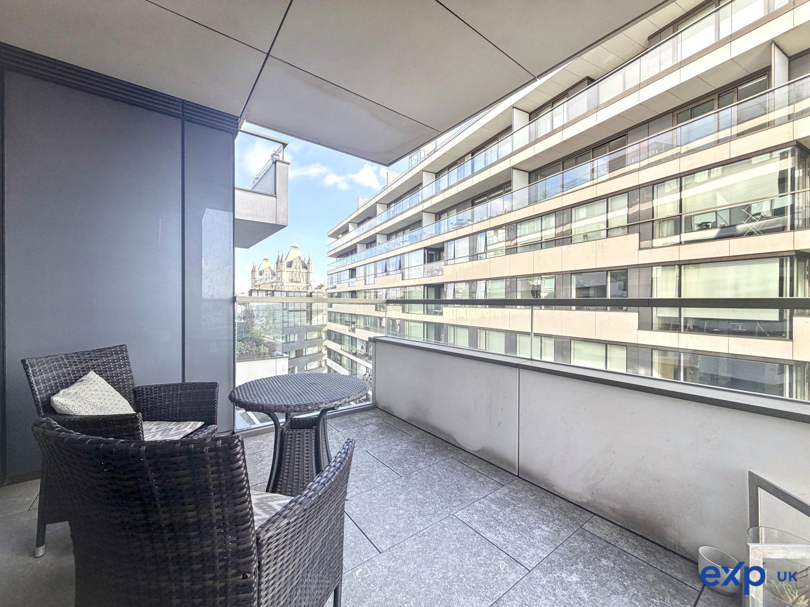 Apartment for rent in London, One Tower Bridge, London, SE1 2QR, 624 m²