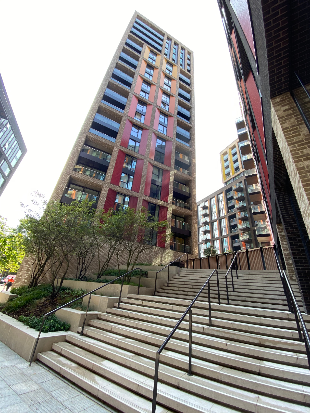 Flat for rent in London, London, SW11 7AB