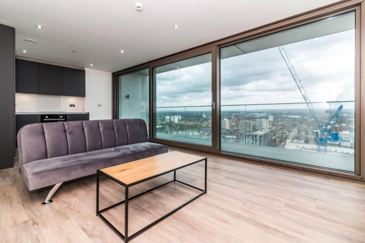 Apartment for rent in Manchester, Oxygen Tower, 50 Store Street, Piccadilly, Manchester, M1, 705 m²