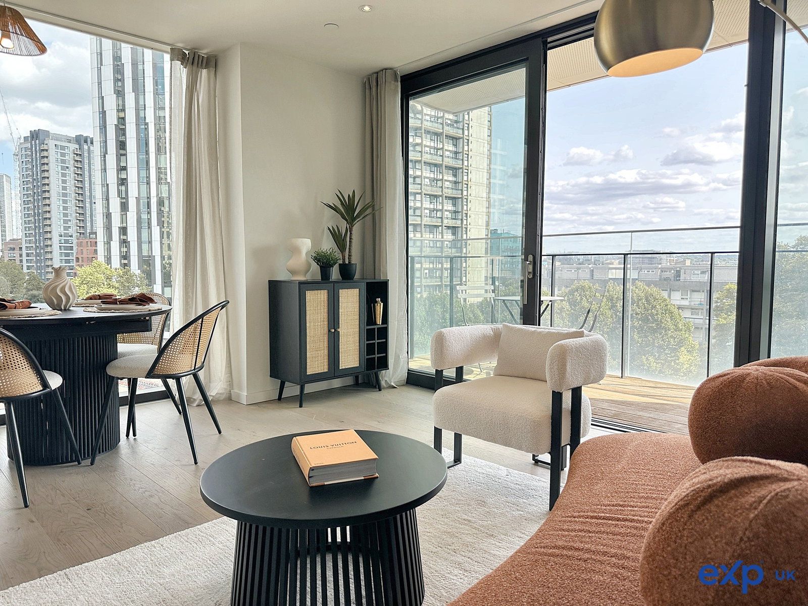 Apartment for rent in London, One The Elephant, London, SE1 6FA, 659 m²