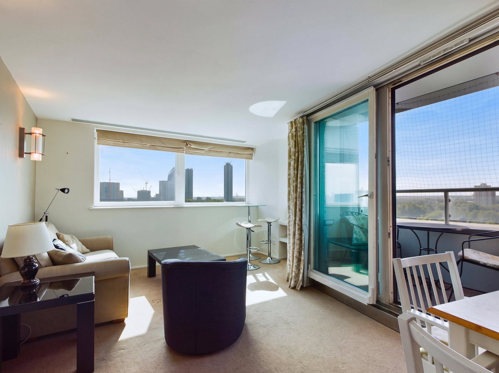 Apartment for rent in London, The Perspective Building, Westminster Bridge Road, London, SE1 7XA, 689 m²