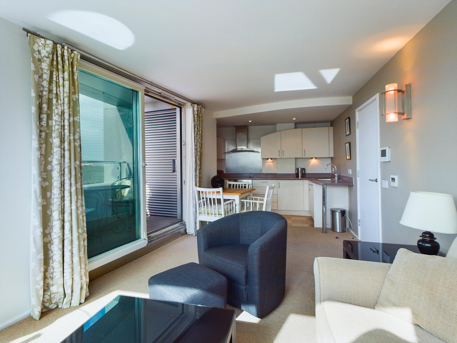 Apartment for rent in London, The Perspective Building, Westminster Bridge Road, London, SE1 7XA, 689 m²