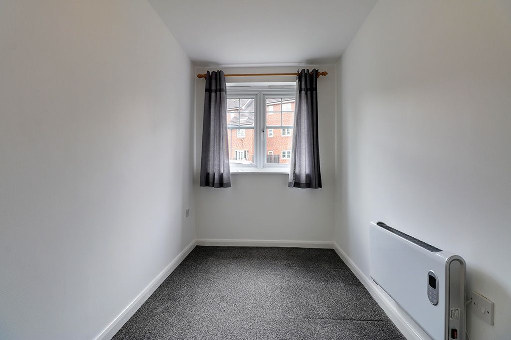 Flat for rent in Oldbury, Kellner Gardens, Oldbury, B69 3DX