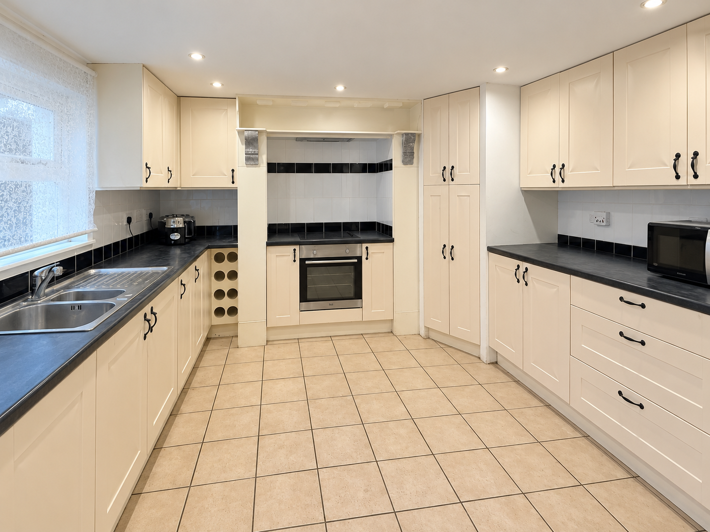 Terraced House for rent in Ramsgate, Hardres Street, Ramsgate, CT11 8QP
