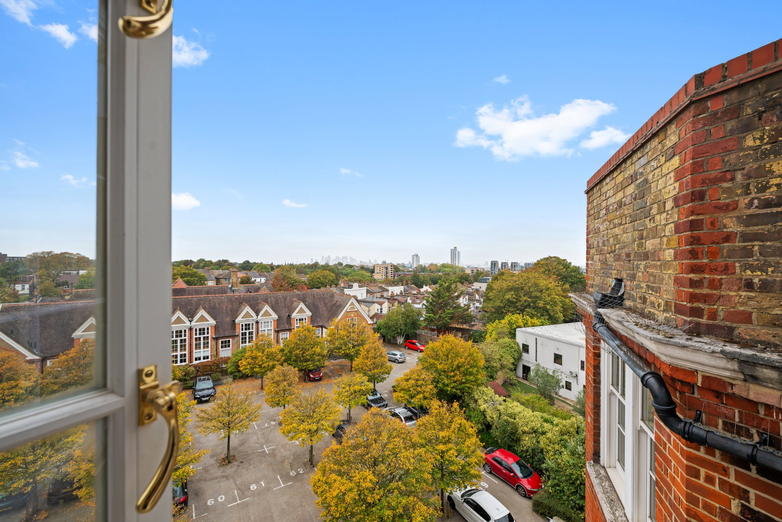 Apartment for rent in London, Bloomfield Road, London, SE18 7JD, 418 m²